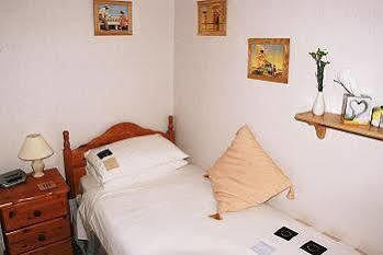 Errolbank Guest House Дънди Екстериор снимка